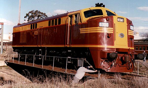 4306_Queanbeyan_Turntable_3-8-96.jpg